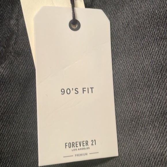 NWT FOREVER 21 90s FIT LOOSE FIT DISTRESSED JEAN SIZE 27 - Picture 5 of 9